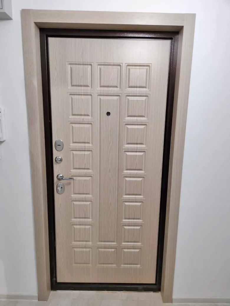 Входная металлическая дверь Bravo Porta S 9/П29 (Модерн) Cappuccino Veralinga-1