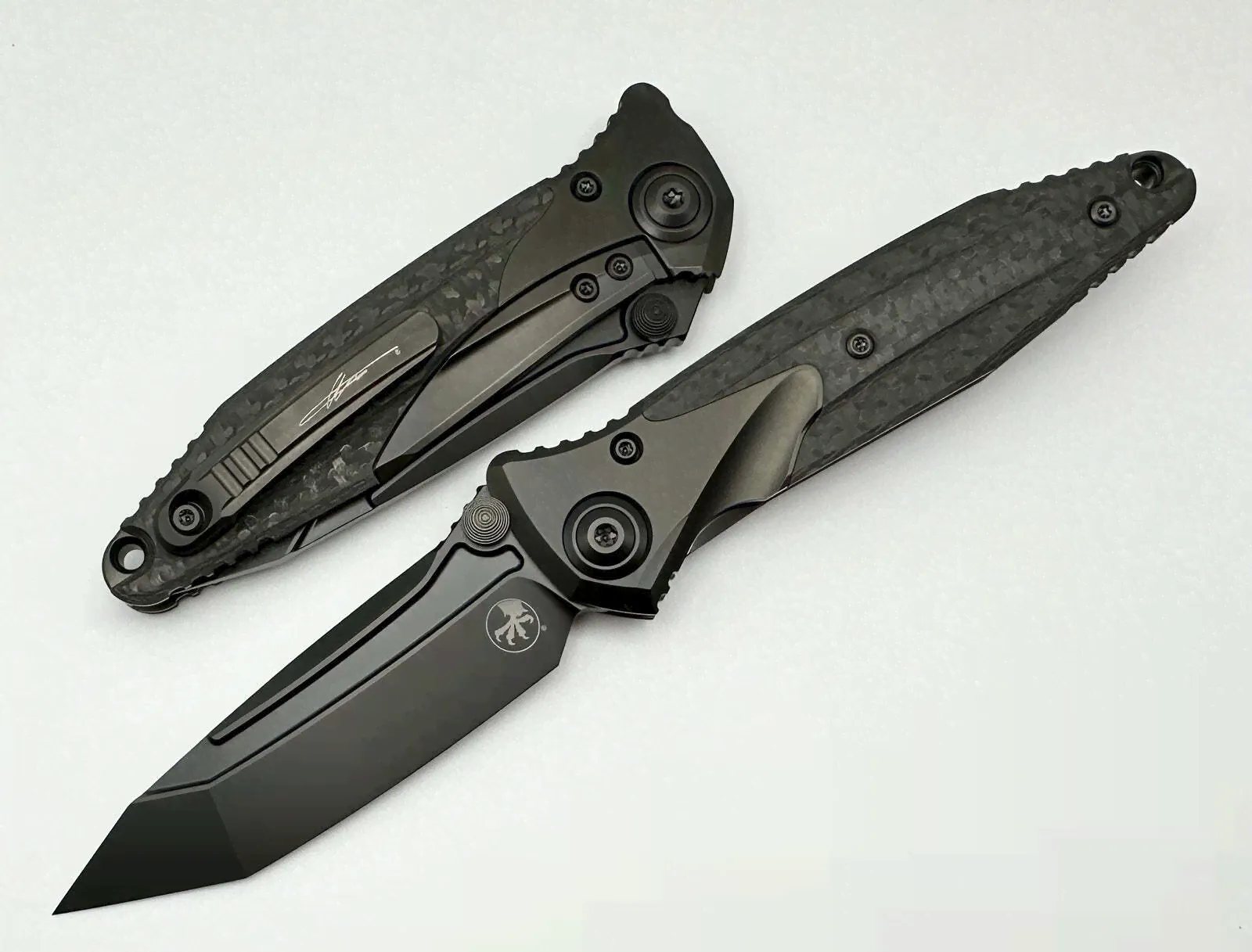 Microtech Socom Bravo T/E - нож складной, рук-ть титан/карбон, клинок танто M390, DLC